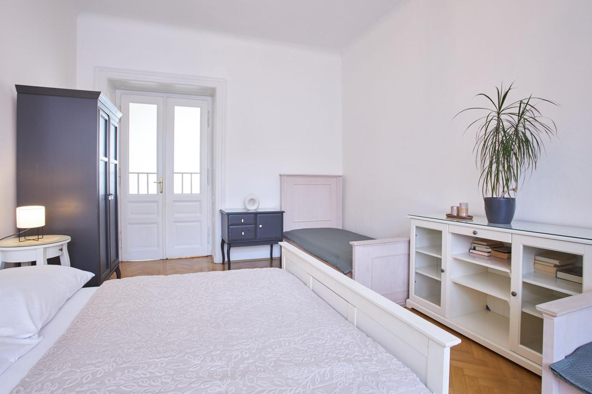 Charles Bridge Premium 4* Praga