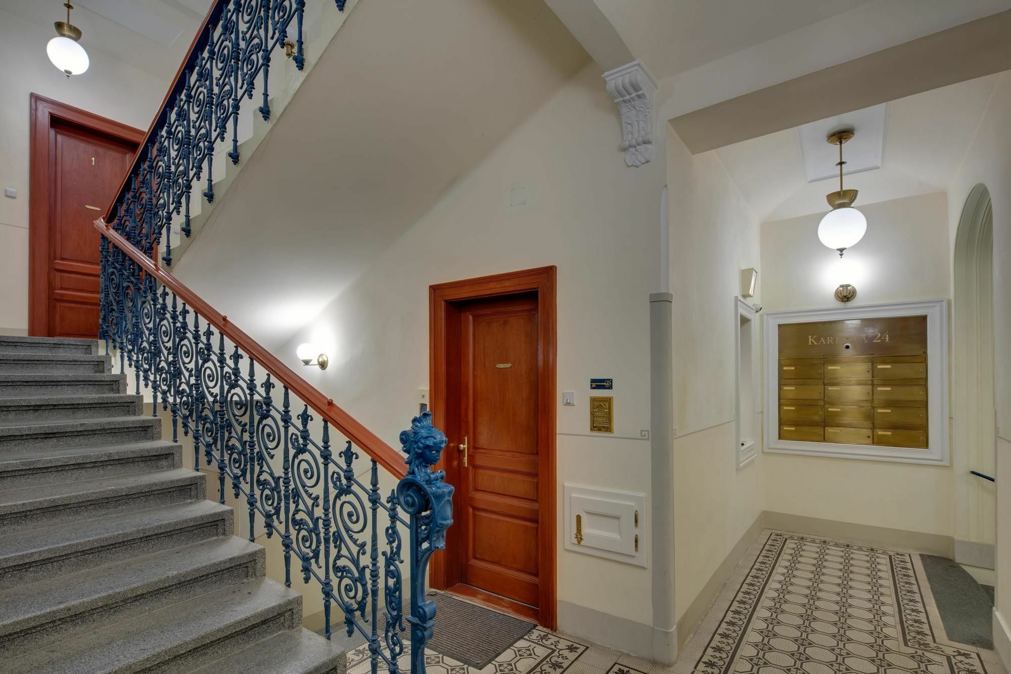 Charles Bridge Premium 4* Praga